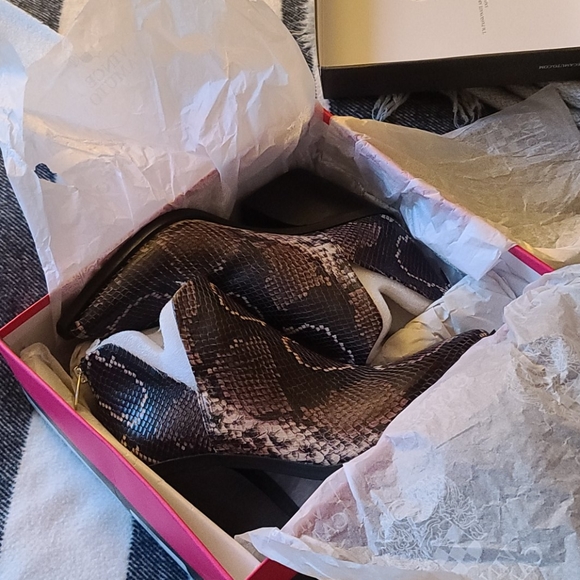 Vince CamutoGigietta Snakeskin Embossed Bootie - Picture 4 of 4